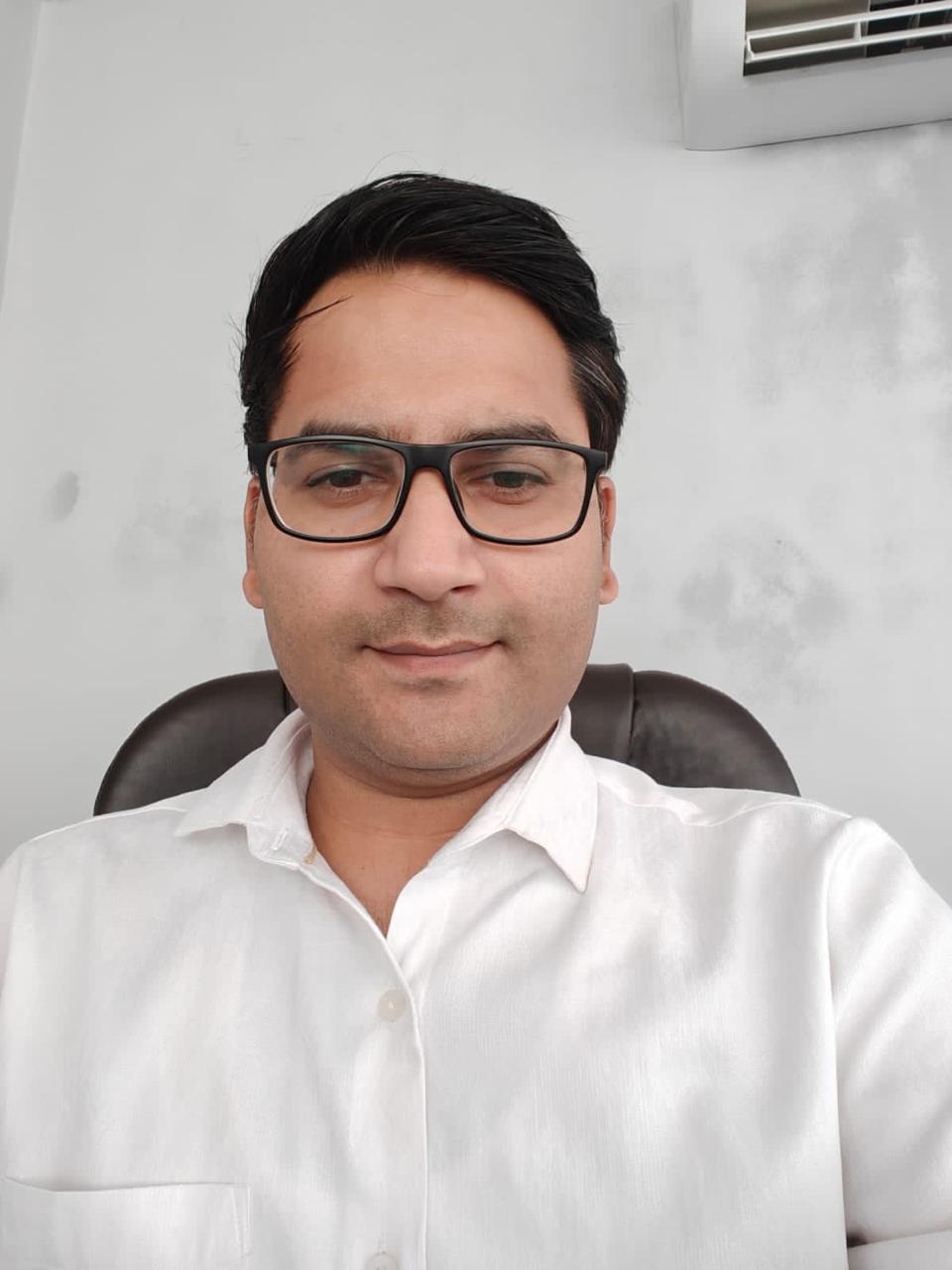 Ravi Singla - Chartered Accountant